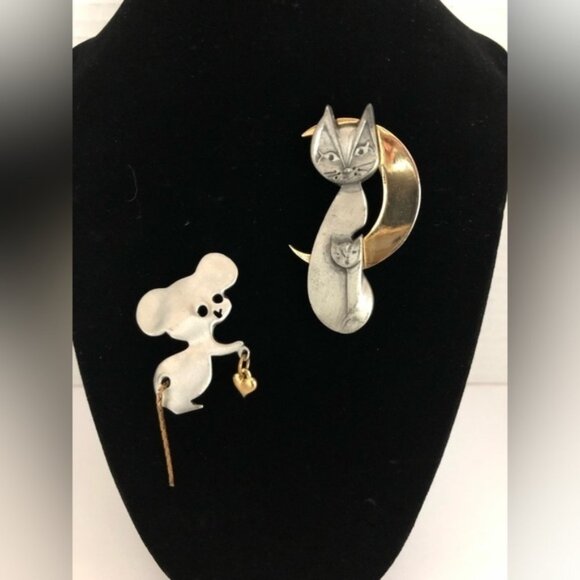 Jewelry - Bundle ultra craft mouse and cat brooches